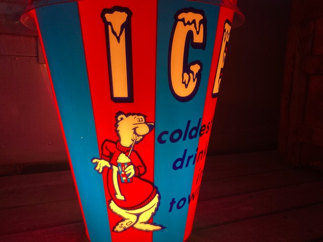 ICEE BEAR LIGHT UP SIGN | CEREAL（シリアル）