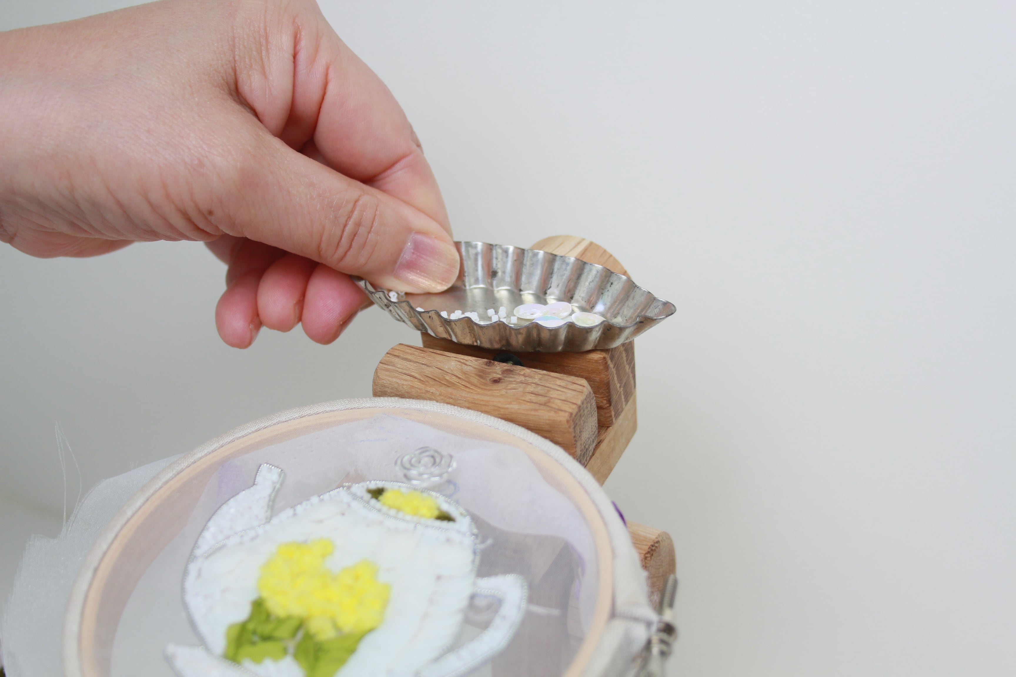 Embroidery Hoop Stand C+ (Pine Wood)【EXPORT】/EDDY WOODWORKS