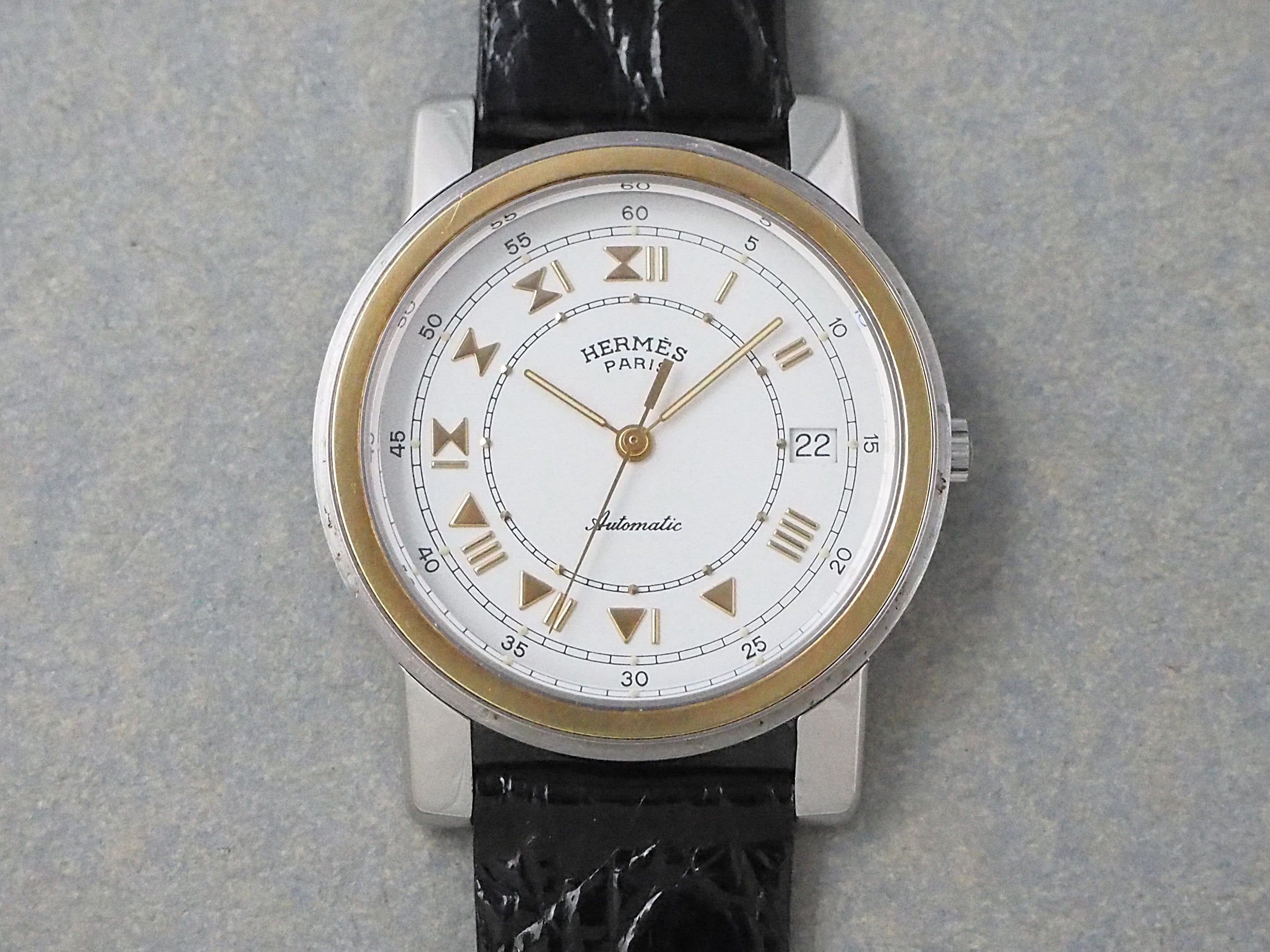 L o'clock