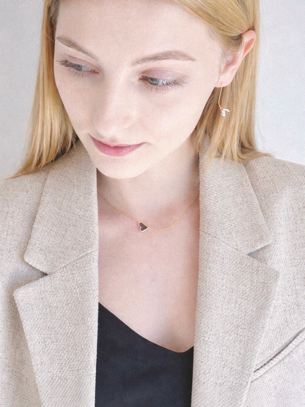 ROSE NECKLACE