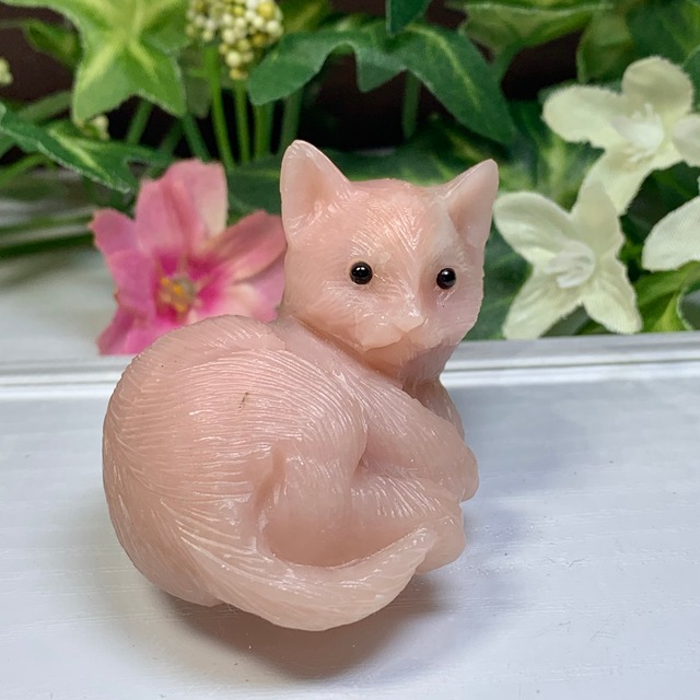 21.ピンクオパール猫・インテリア