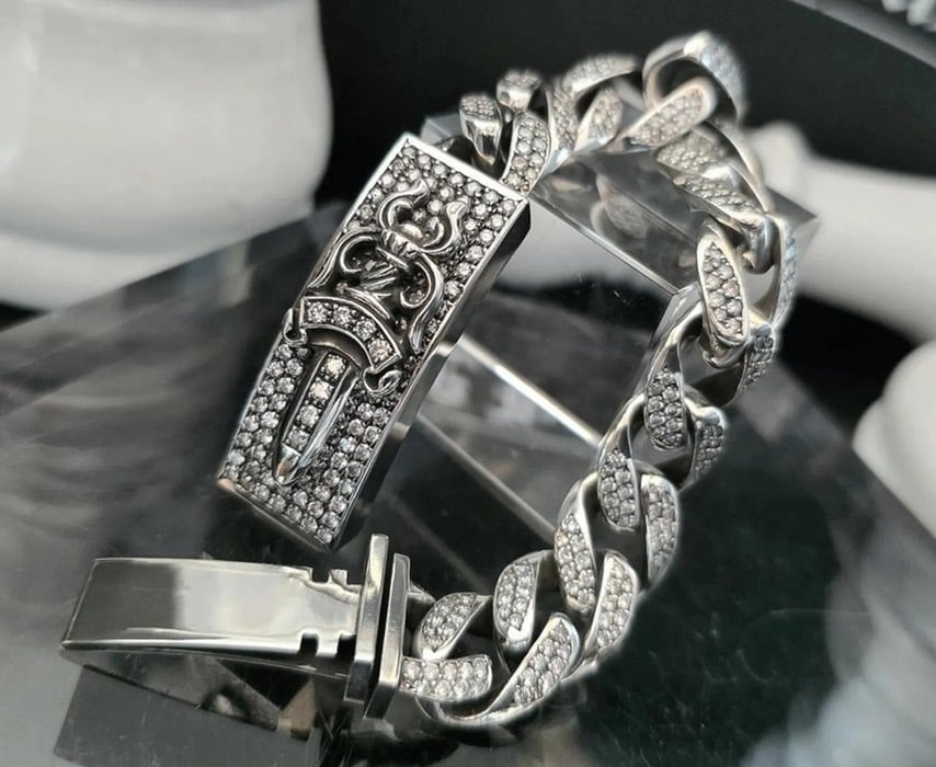 CHROME HEARTS クロムハーツ ダガークラシック フルダイヤ ID