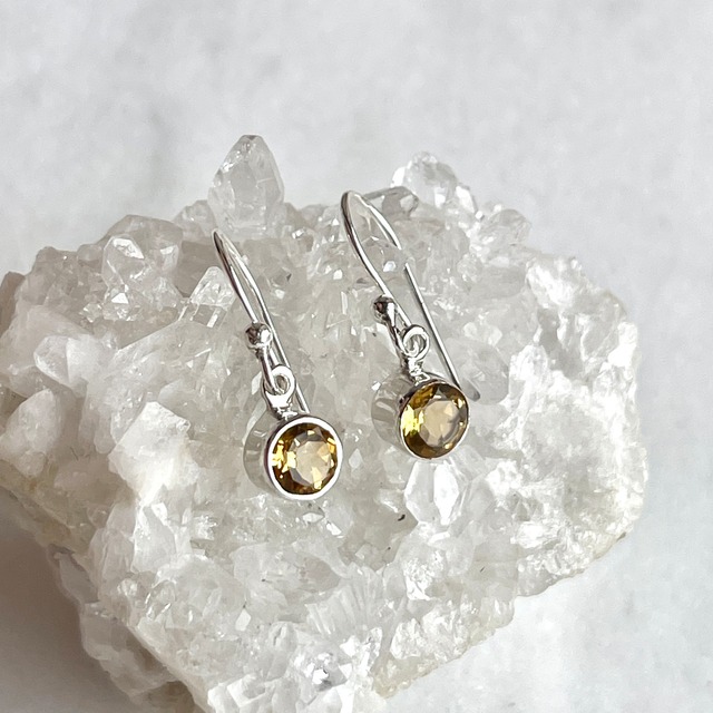 【宝石質・美石】シトリン　ピアス　（イヤリングに変更可）4267