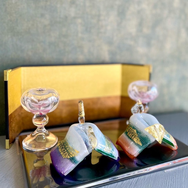 可児友紀　夜桜（黒台付）【箱付き・ラッピング・熨斗無料】