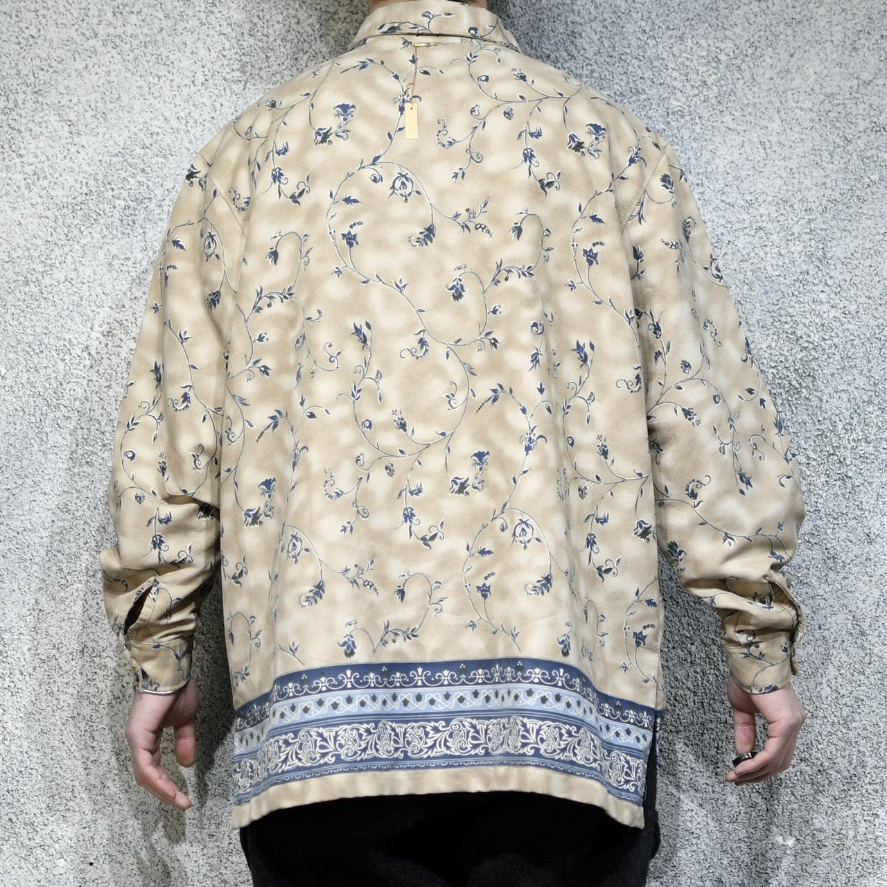 flower pattern fake suede shirt