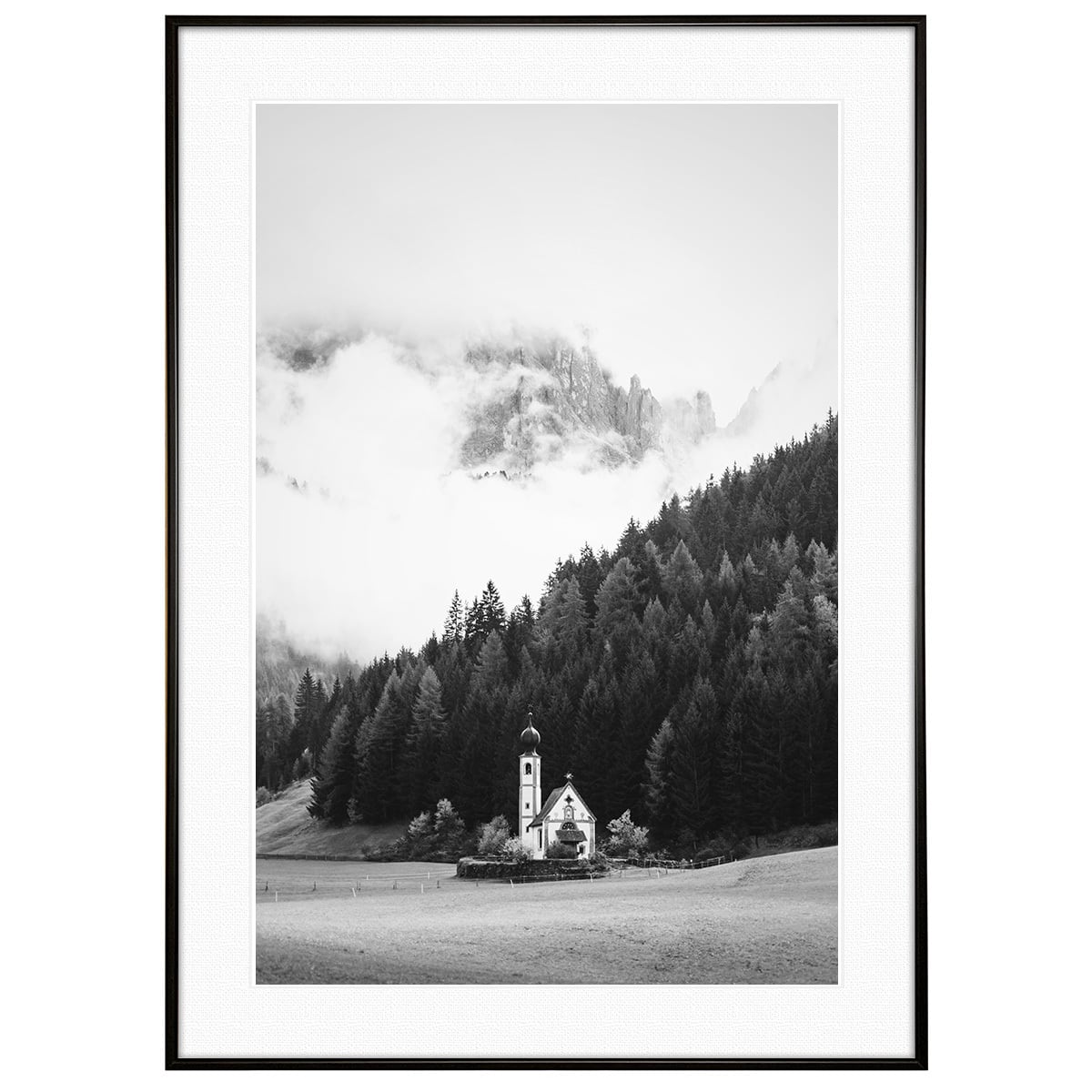 イタリア写真 ドロミテ サンタマッダレーナ村の聖ヨハン教会 インテリアモノクロ アートポスター額装 AS4117