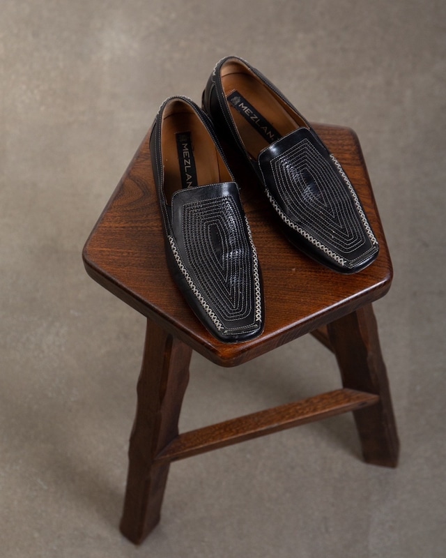 "MEZLAN" leather slip-on shoes / Made In SPAIN