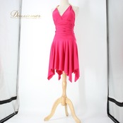 社交ダンス 衣装 ラテン ドレス ワンピース パーティドレス ICHIOKU イチオク マゼンダピンク系 無地 シンプル ホルターネック 派手 上品 エレガント 伸縮性 大人 ポリエステル 胸パッド有り 女性用 デザイン おしゃれ 体系カバー 柔らかい 着心地良い イベント用 発表会 ステージ パフォーマンス レディース セクシー 競技用 スタイリッシュ