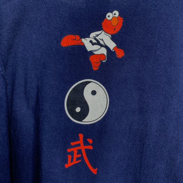 90s USA製 セサミストリート エルモ キャラクターTシャツ 陰陽 L