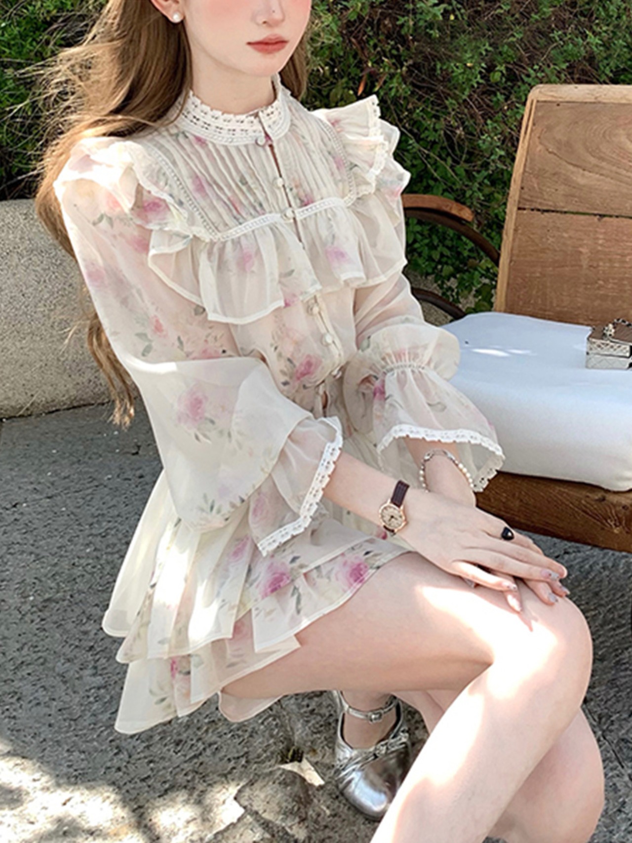 シースルーレーストップス、スカート