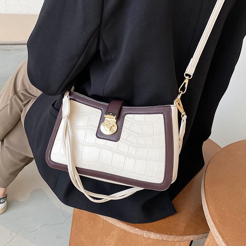 香港スタイルのレトロなレディースワンショルダースモールバッグ女性2020新しい流行のファッションネットレッドワイルドニッチデザインメッセンジャーバッグ Tiancai_Wing_Bag36751268630