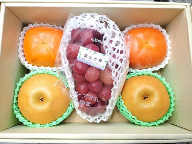 日本の四季を味わう定期便（月額税込5500円）