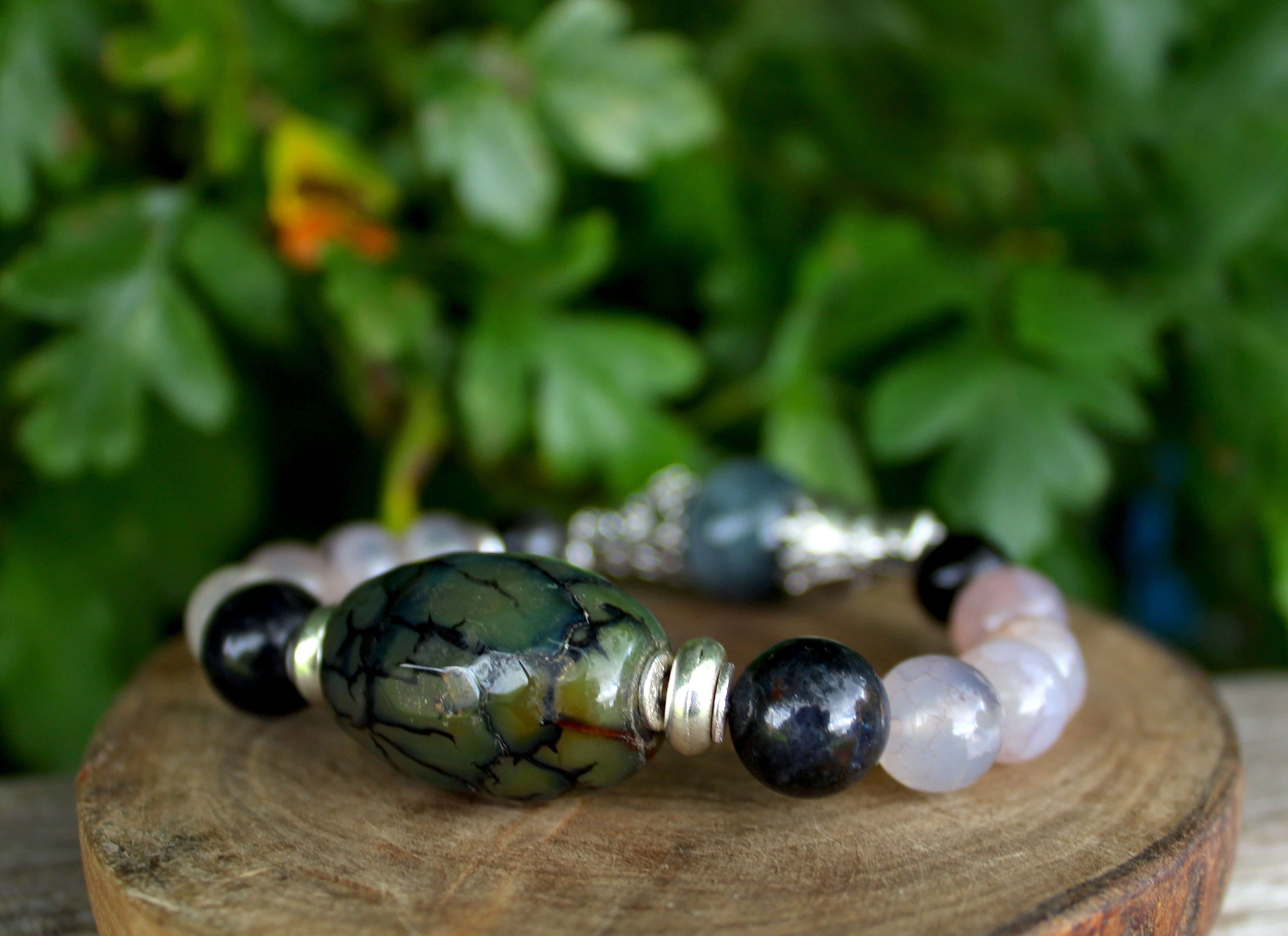 AAAチャロアイト スフィア 丸玉 恐れを克服する魂の石 身体と情緒レベルの深い癒しの石 cha083