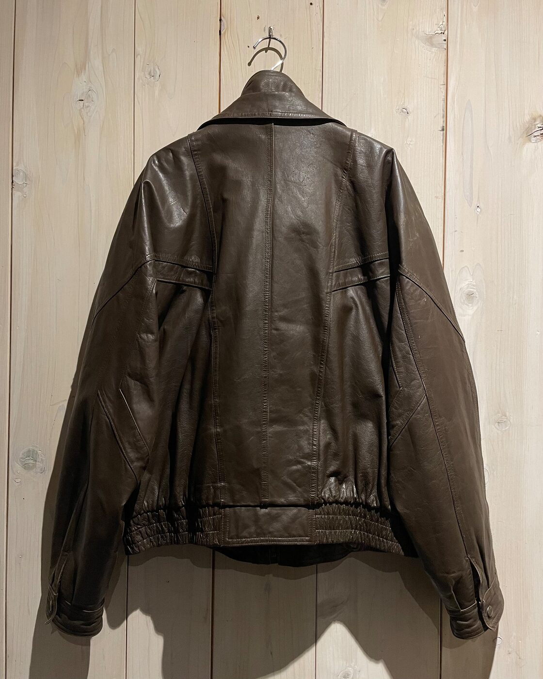 a.k.a.C.a.k.a】Brown Color Layered Gimmick Design Loose Leather 