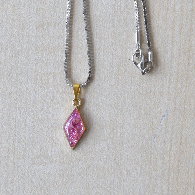 アートネックレス(ピンク)　necklace　【さっぽろアイヌクラフト】