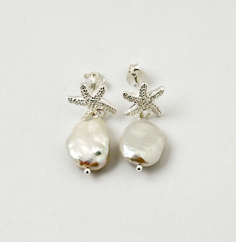 Lagoon Original バロックパール &スターフィッシュスタッドピアス