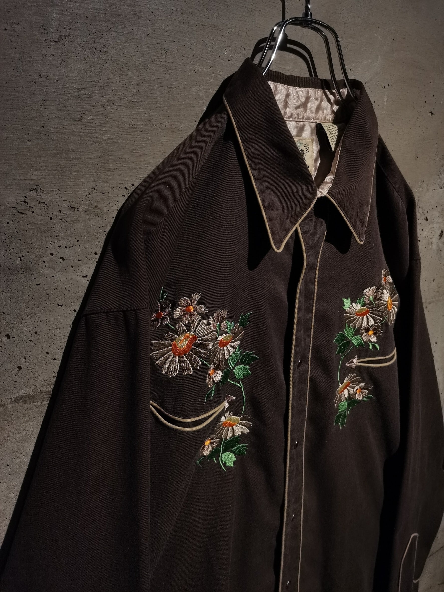 Caka】Flower Embroidery Pattern Vintage Western Shirts | Caka(カカ