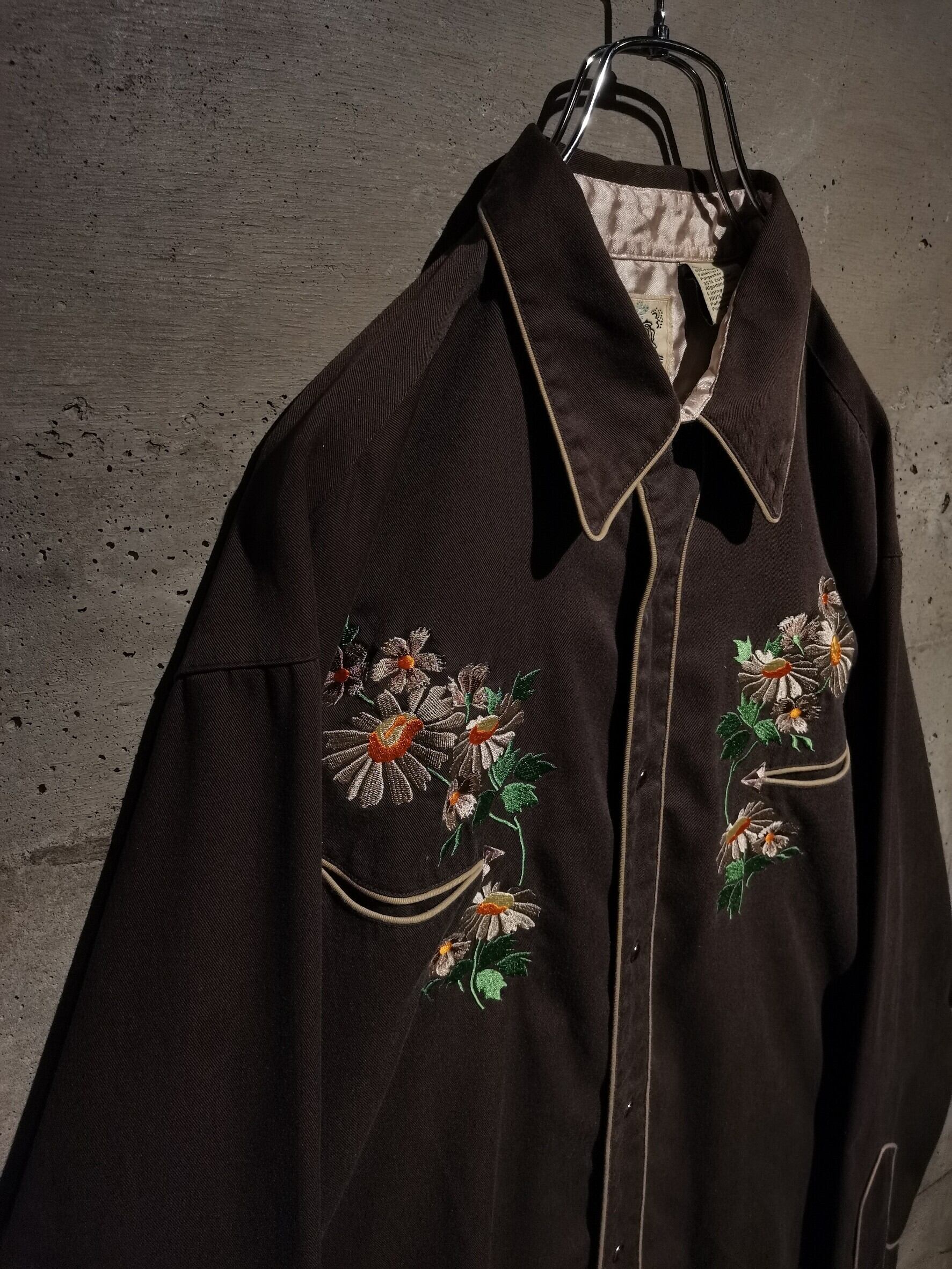 Caka】Flower Embroidery Pattern Vintage Western Shirts | Caka(カカ 