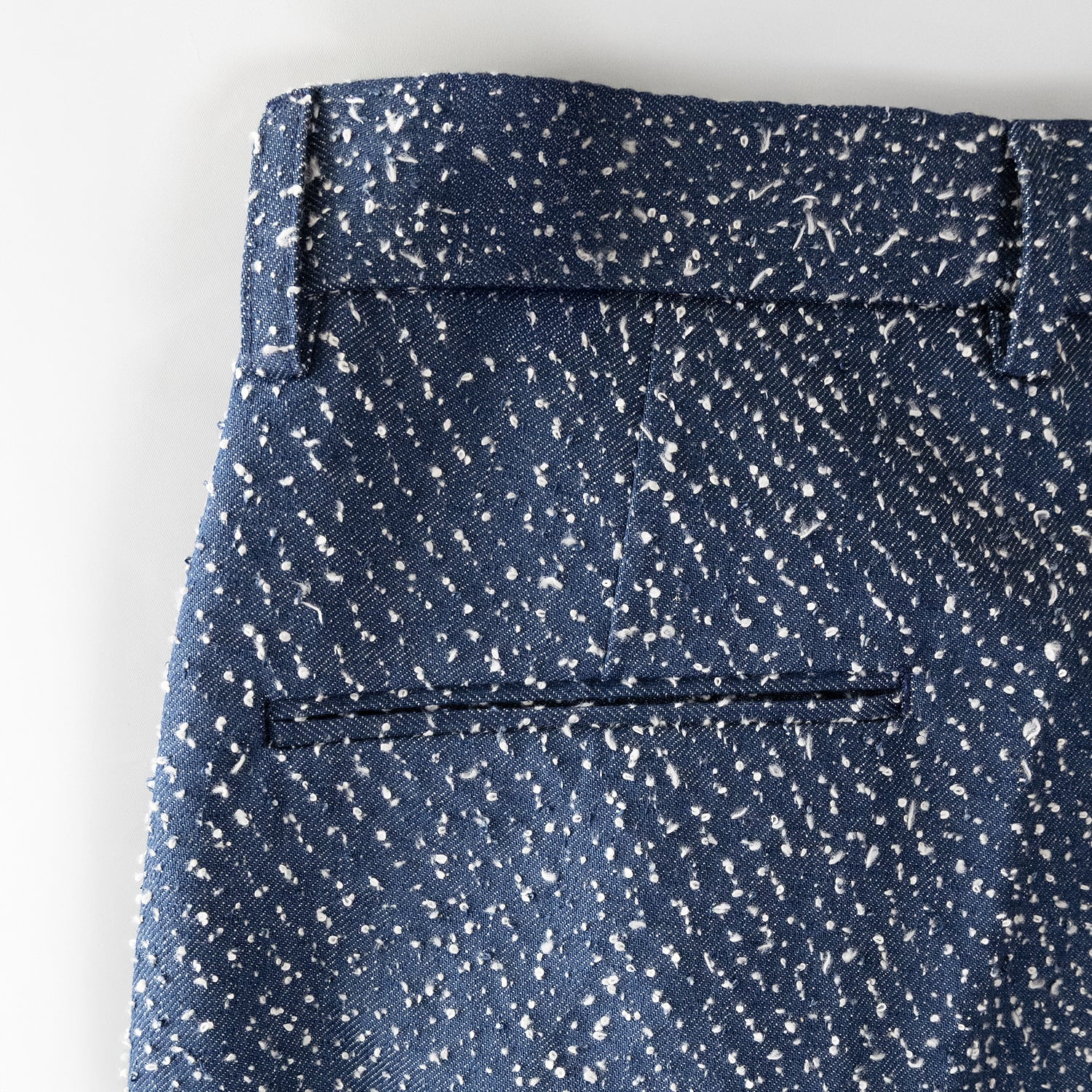 UNEEK BASEMNT - Discover independent style.