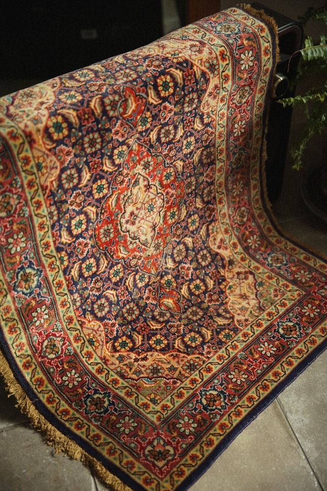 1211-01 Vintage Percian Sana rug