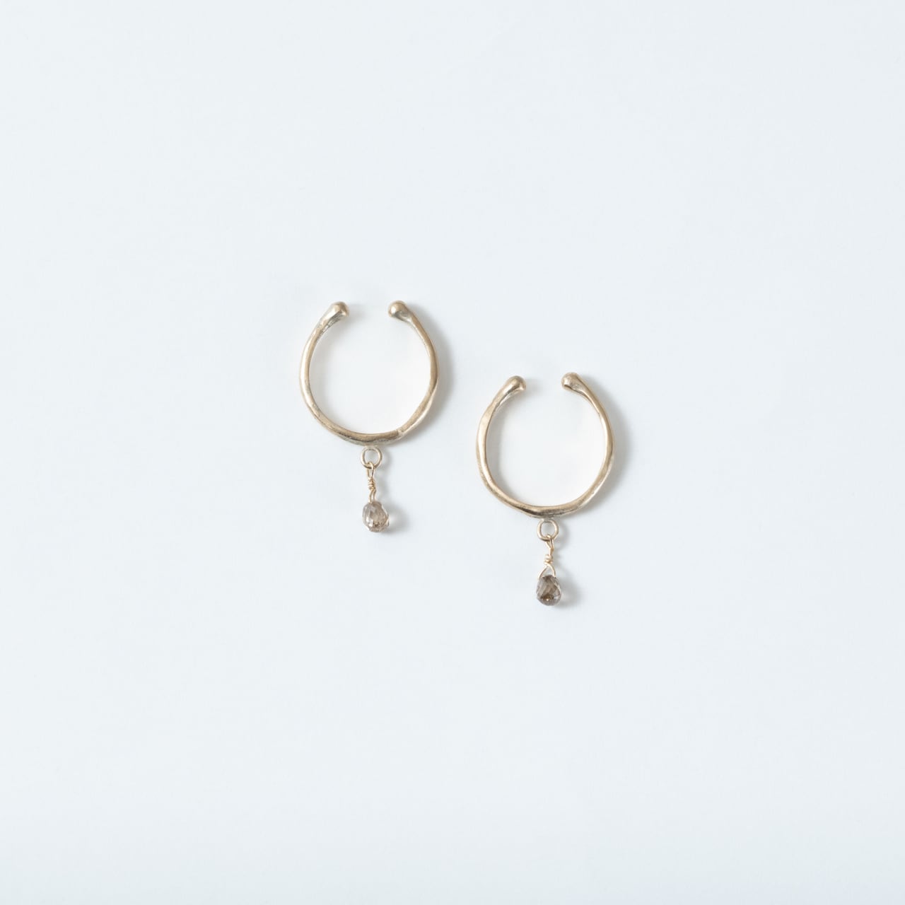 ブリオレットカットダイヤモンドイヤリング