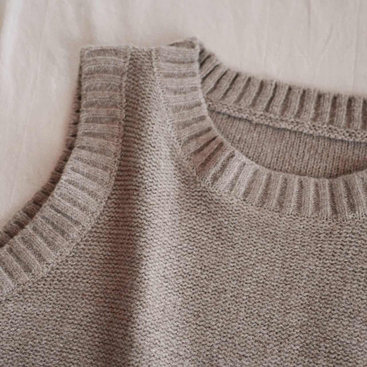 【 完売 】洗えるサイドスリットベスト|ベージュ ニットベスト ナチュラルコーディネート 雑貨屋