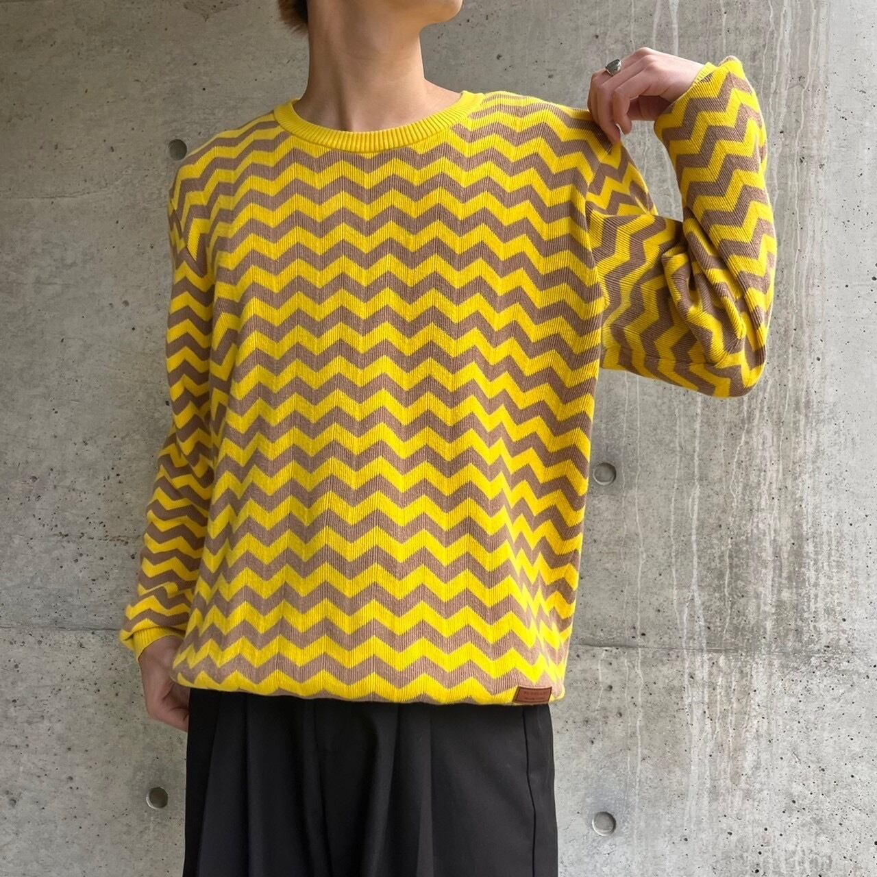 BURBERRY BLACK LABEL "Zig-Zag" Border Cotton Knit