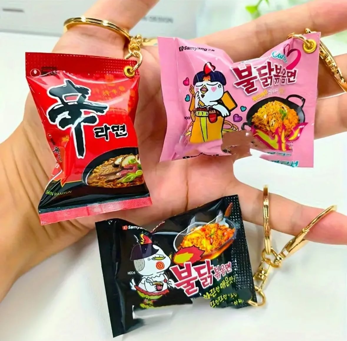 韓国ラーメン キーホルダー 3個セット 辛ラーメン プルダック 韓国