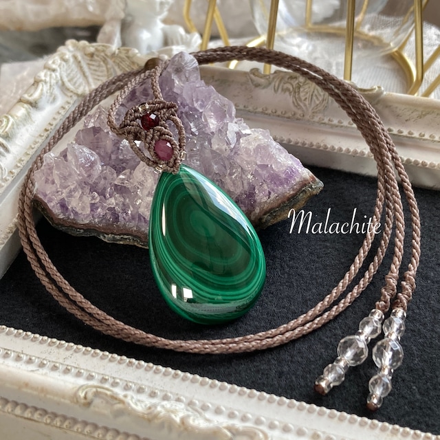 マラカイト　マクラメネックレス・マクラメペンダントネックレス
