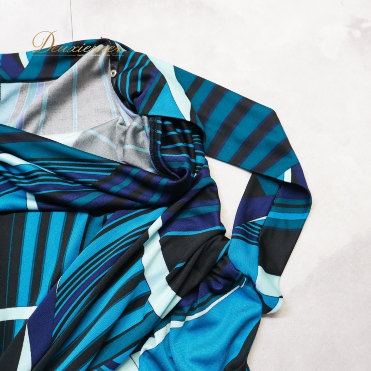 社交ダンス 衣装 トップス ブラウス グリーン系 チャコットロイヤルダンス Chacott ROYAL DANCE 日本製 練習 レッスン 伸縮 ストレッチ 緑 黒 青 長袖 上品 かわいい 落ち着いた色 パーティー イベント ブラック系 ブルー系