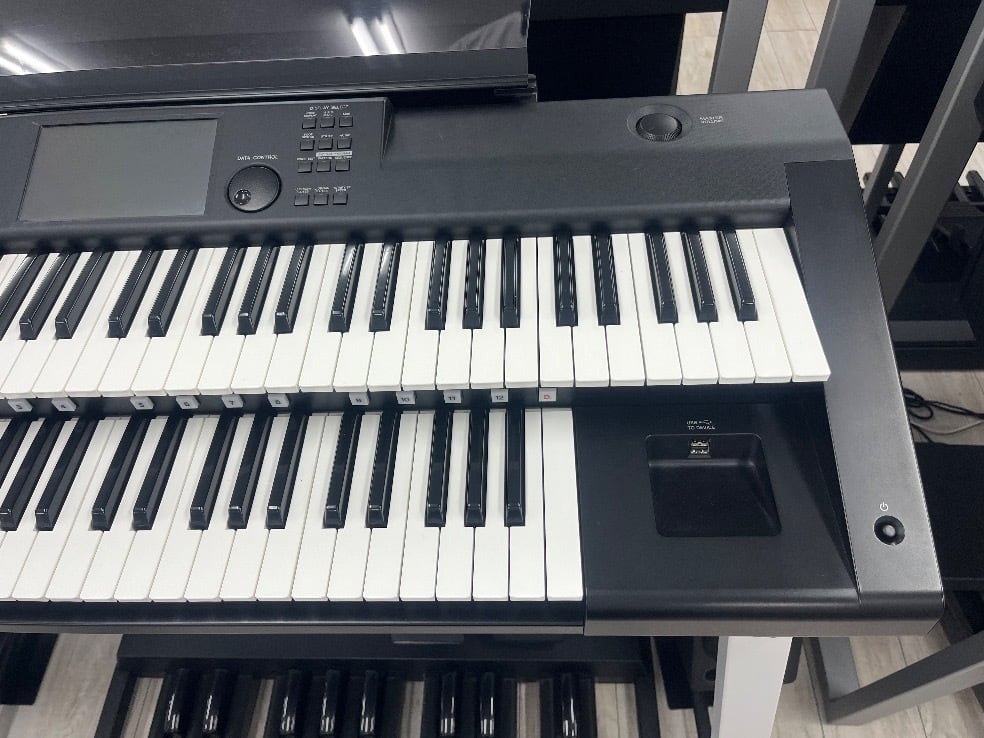 ★83876【電子ピアノ】YAMAHA　ELC02　2017年製 ☆83876【電子ピアノ】YAMAHA ELC02 2017年製 | リユース専門店エプコ