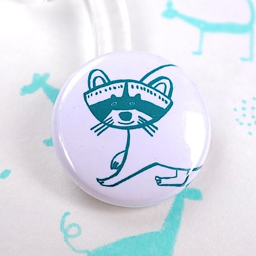 【CHIQON】ROUND  缶バッチ「そろりそろり」