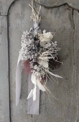 スモークツリーと紫陽花のスワッグ　