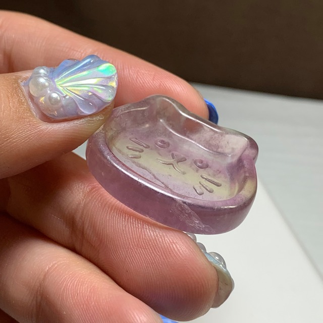 28.可愛い猫顔☆フローライト猫皿