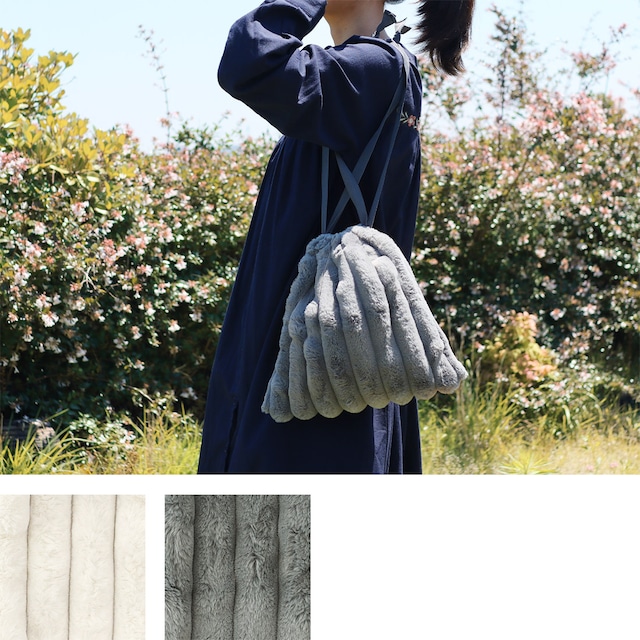 【 送料無料 メール便発送 】 フェイクラビットファー巾着バッグ ふわふわ 可愛い 巾着バッグ 肌触りの良い フェイクファー レディース サイドバッグ インテリア おしゃれ バッグ あたたかい デイリー 小物入れ リボン付き ポケット おすすめ アブロイ ABROI