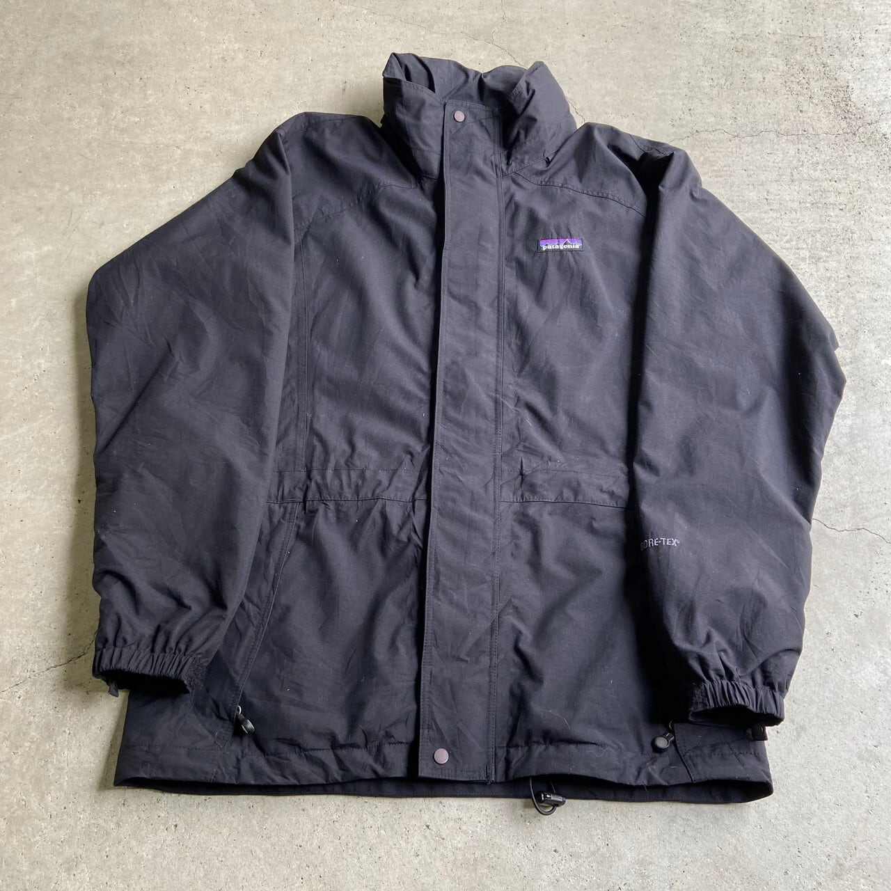 Patagonia マウンテンパーカー　ブラック