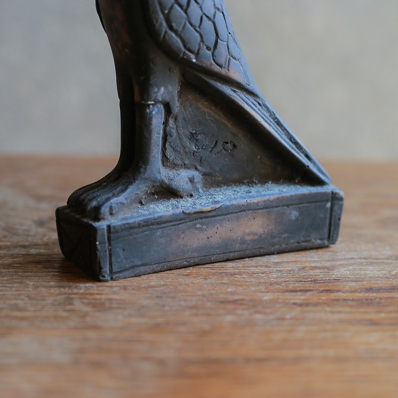 エジプトから届いた、石彫の鳥（中）