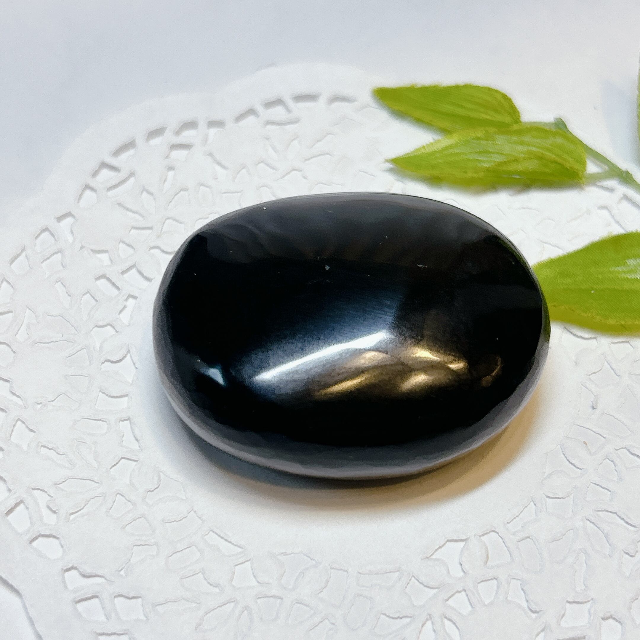 17977】ブラックオニキス ペブル メノウ 天然石 鉱物 磨き石