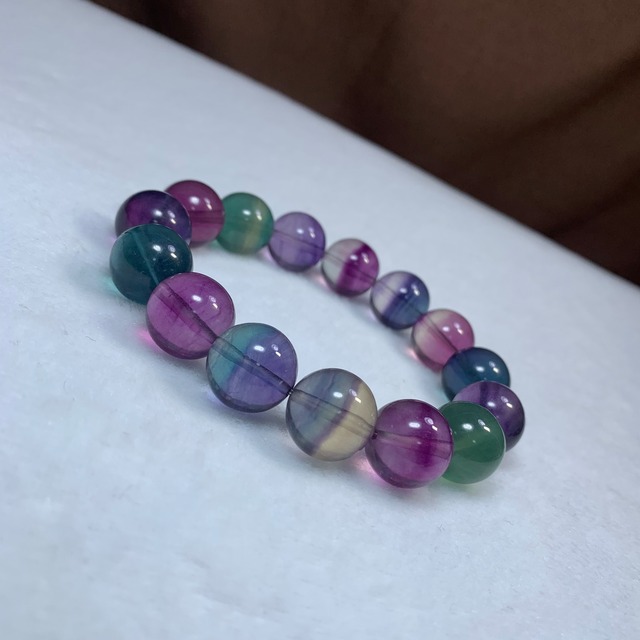 4.レア✩可愛いグラデーションフローライトブレスレット