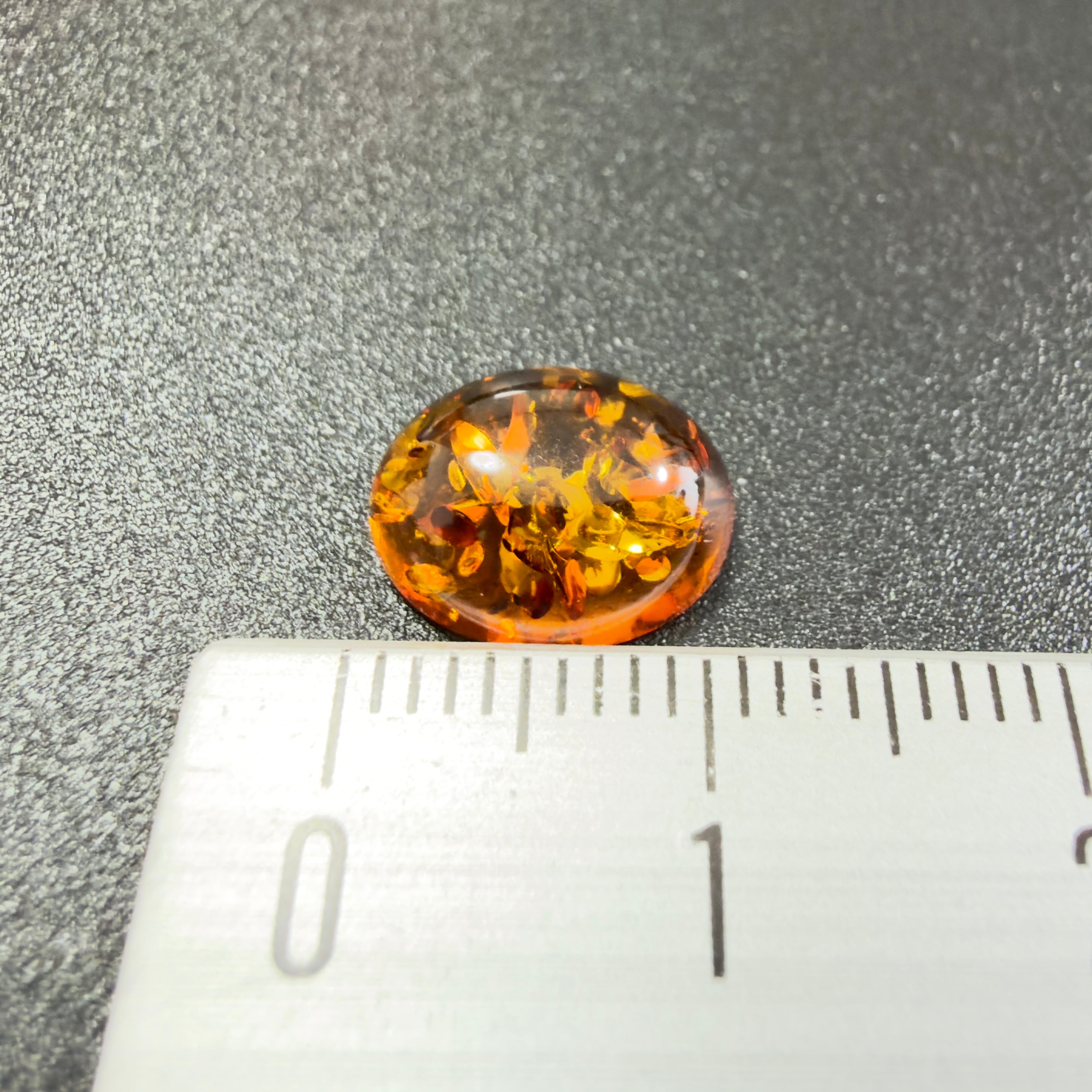 琥珀】 ルース ポーランド産 1.41ct | たからいしルース オンライン