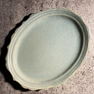 だえんフリル皿（大）　くすみ青