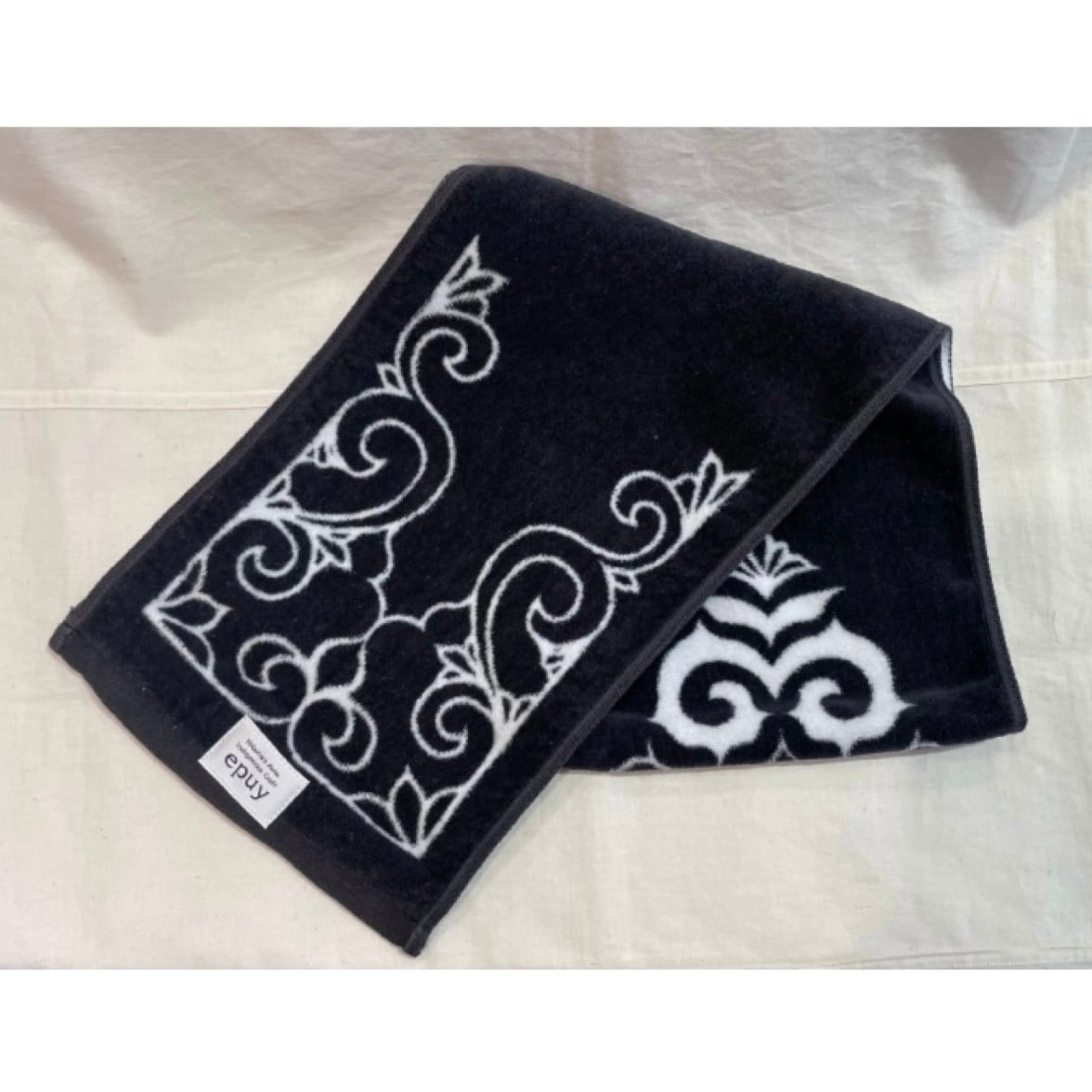 アイヌ　チヂリ 関根真紀デザイン 関根 真紀】アイヌ文様 トートバッグ(横型) | アイヌモシリ オンライン