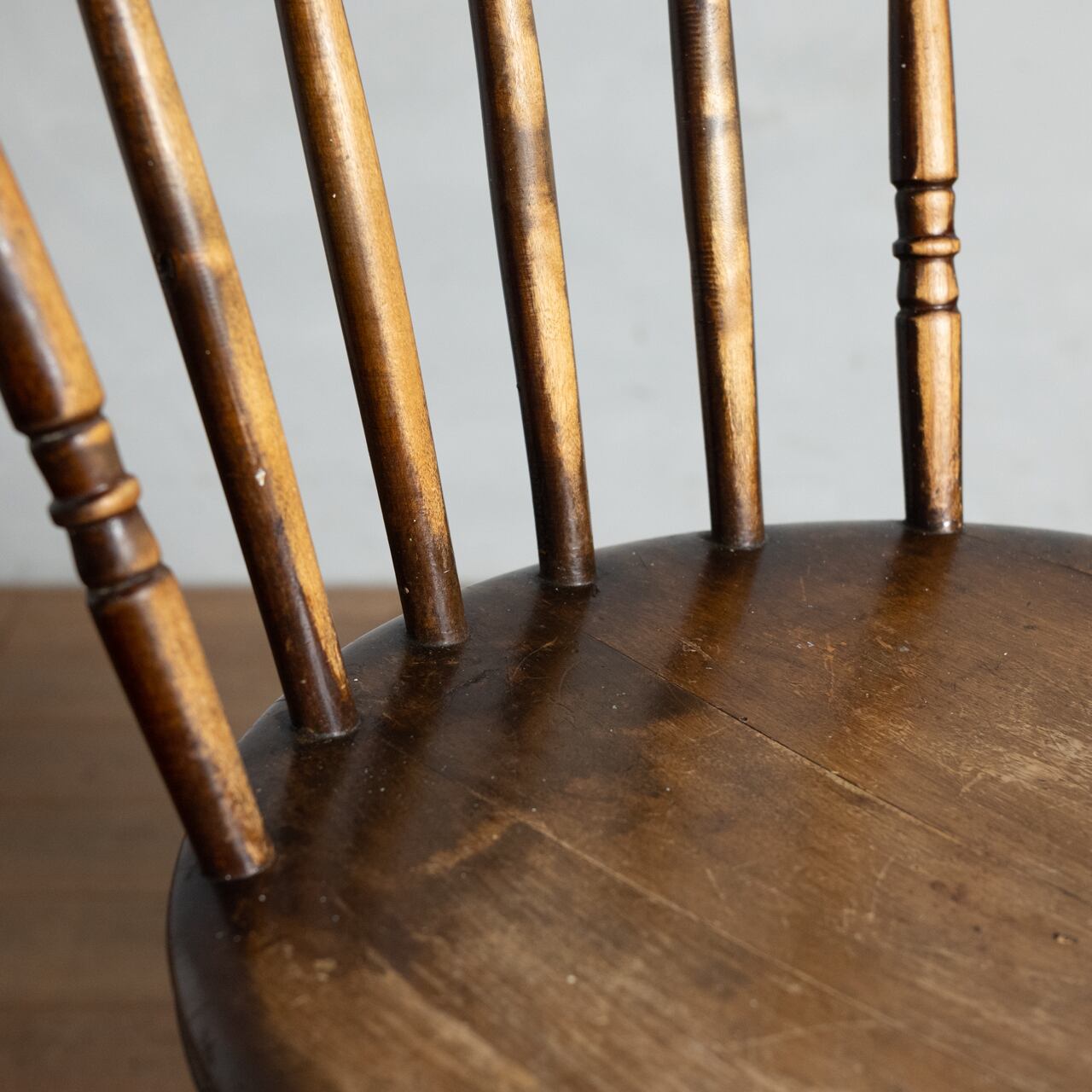Ibex Chair / アイベックスチェア〈ダイニングチェア・ウィンザー