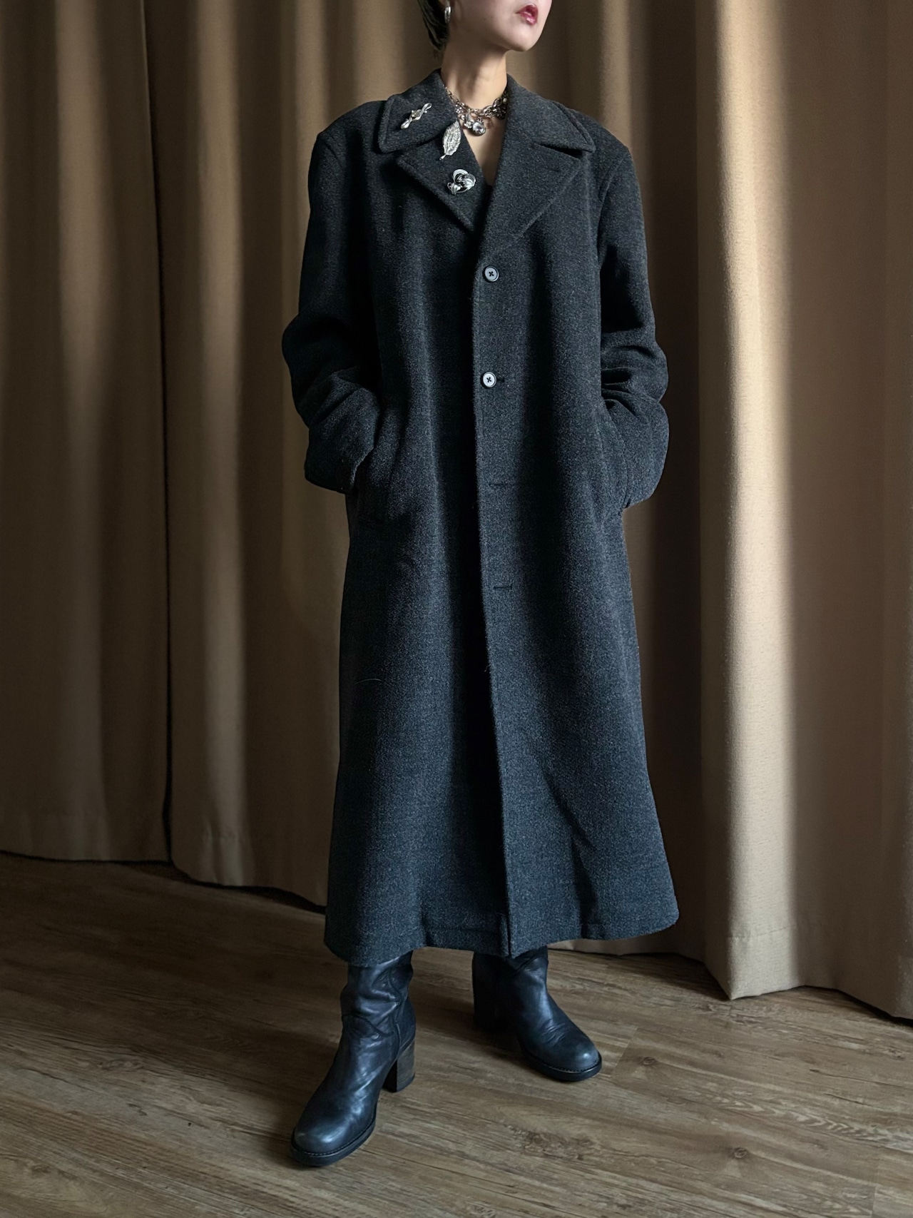 vintage brooch black long coat-5090-12