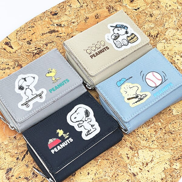 スヌーピー コンパクト三つ折り財布 ブラック SNOOPY | キャラクター