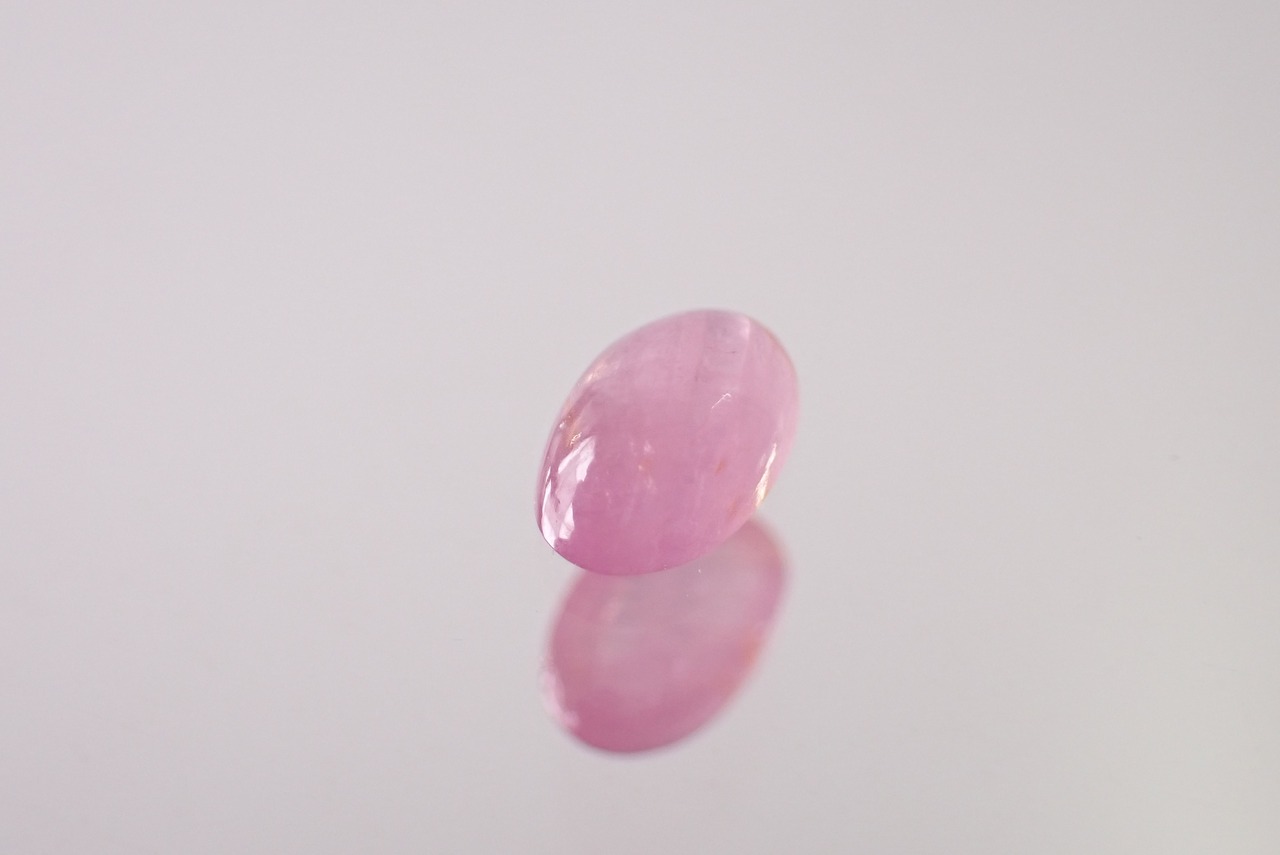 マダガスカル産ピンクサファイア(非加熱)　0.34ct　 [D6-53]