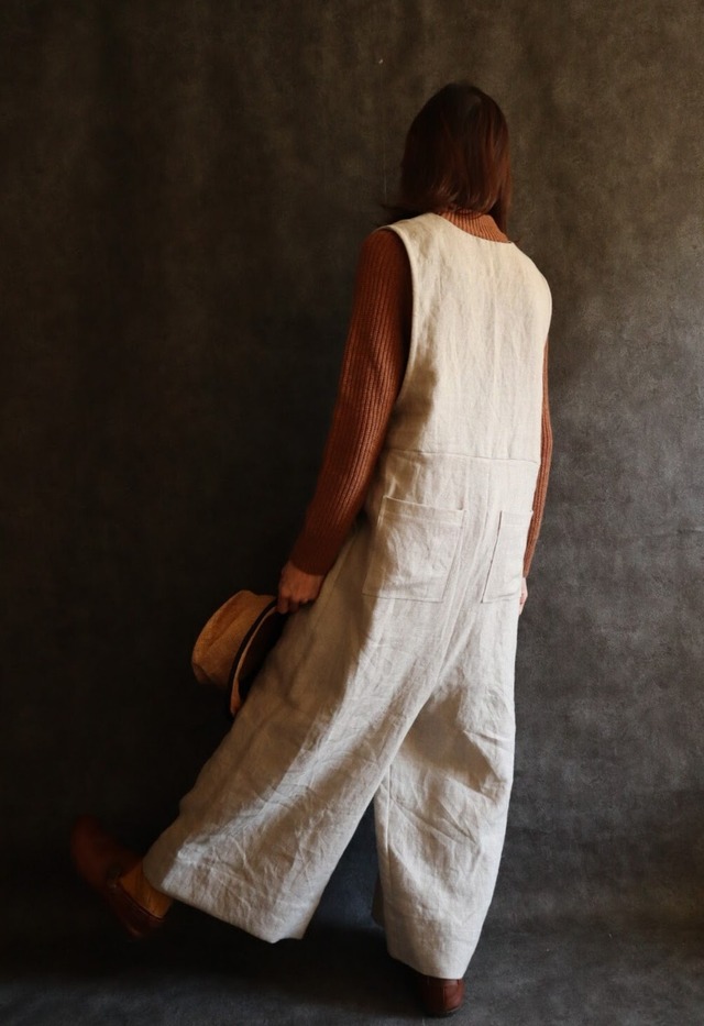 コンビネゾン キナリ