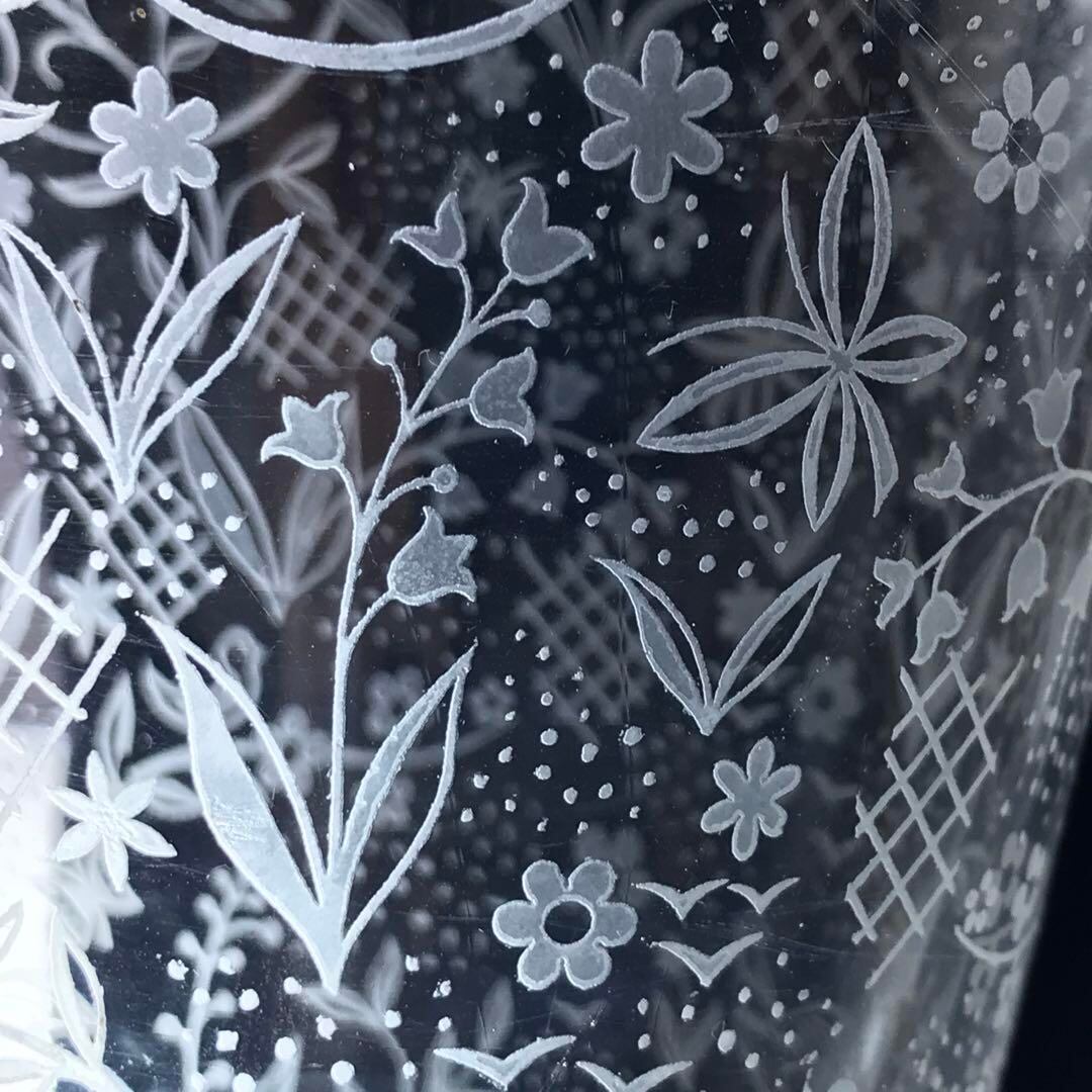 可愛らしい♡模様オールドバカラBaccarat花瓶 フラワーベース