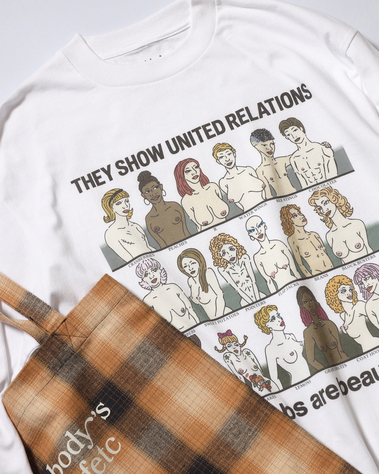 WV / Boobs Club Pouch  White T-Shirt Set