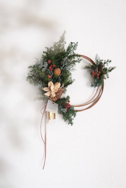 【LINEご登録者様限定】 赤い実のクリスマスリース ご予約ページ